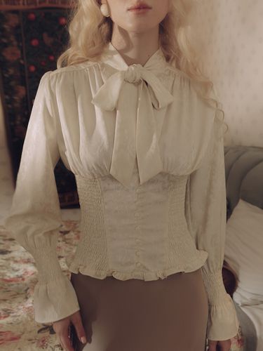 Fitted blouse with a puffy bow on the collar - Lichi - Modalova