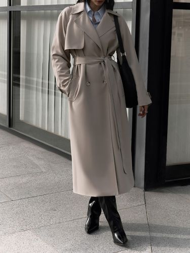 Double-breasted maxi trench coat with matching belt - Lichi - Modalova