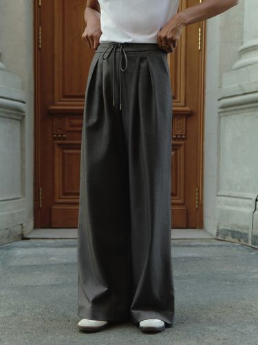 Palazzo trousers with pleats and matching ties - Lichi - Modalova