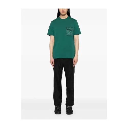 Moncler - Tops > T-Shirts - Green - Moncler - Modalova