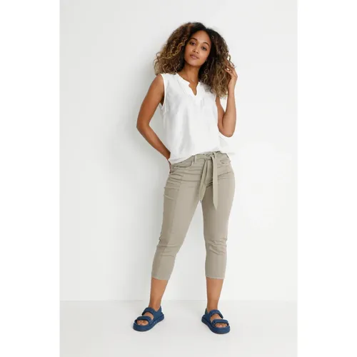 Tops > Sleeveless Tops - - Cream - Modalova