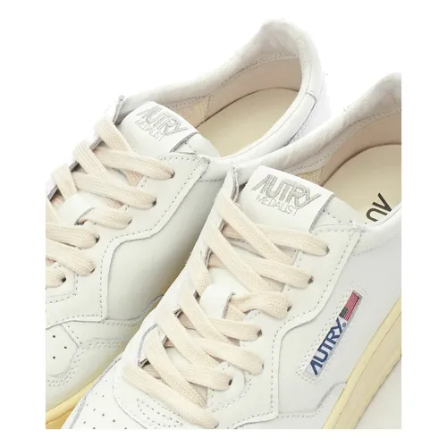 Autry - Shoes > Sneakers - White - Autry - Modalova