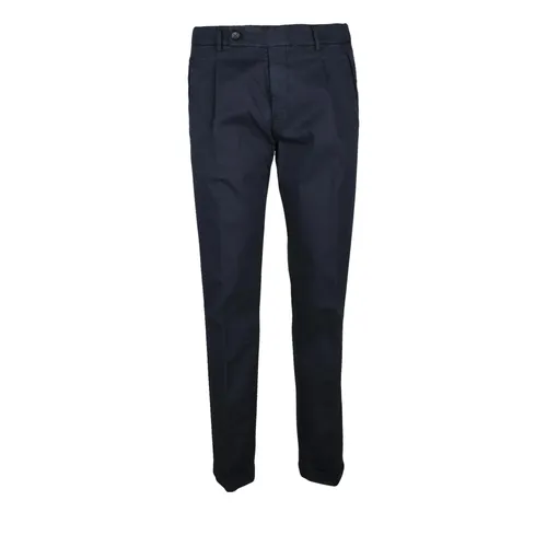 Trousers > Chinos - - Berwick - Modalova