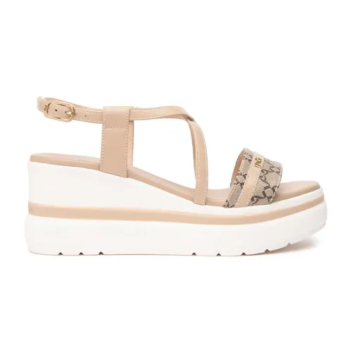 Shoes > Heels > Wedges - - Nerogiardini - Modalova