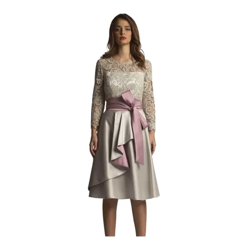 Dresses > Day Dresses > Midi Dresses - - Moskada - Modalova