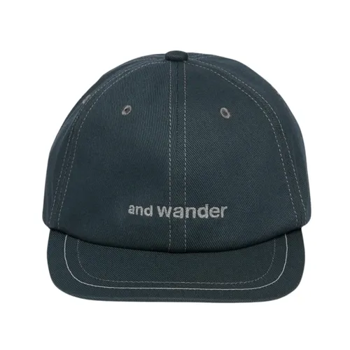 Accessories > Hats > Caps - - And Wander - Modalova