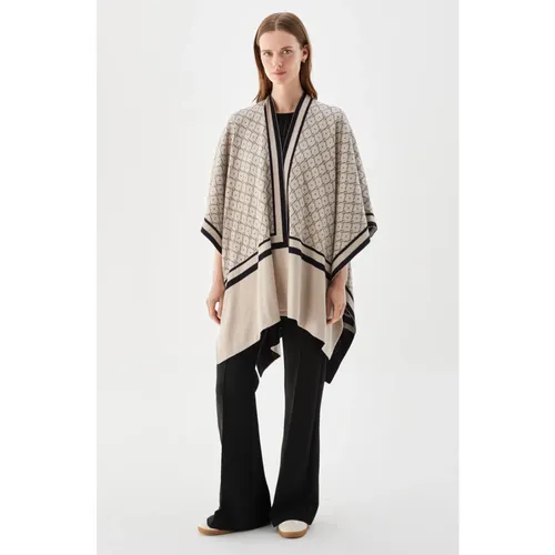 Jackets > Capes - - Busnel - Modalova