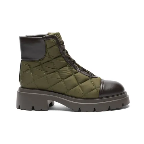 Shoes > Boots > Lace-up Boots - - Stuart Weitzman - Modalova