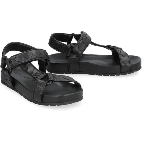 Shoes > Sandals > Flat Sandals - - Bottega Veneta - Modalova