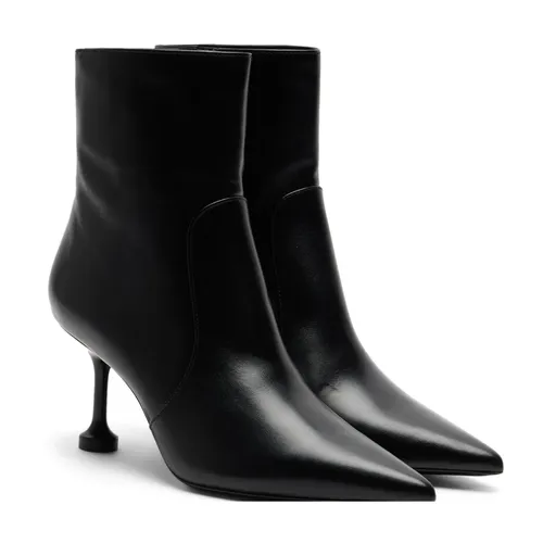 Shoes > Boots > Heeled Boots - - Stuart Weitzman - Modalova