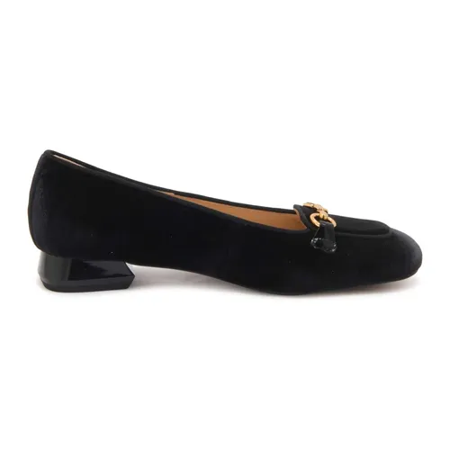 Shoes > Flats > Loafers - - Emanuelle Vee - Modalova