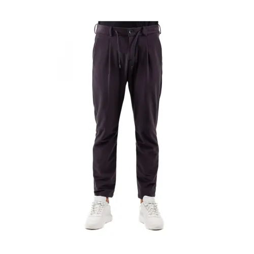 Trousers > Slim-fit Trousers - - Herno - Modalova
