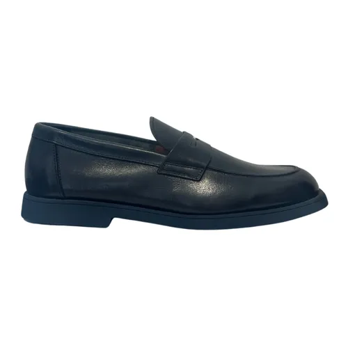 Shoes > Flats > Loafers - - Doucal's - Modalova