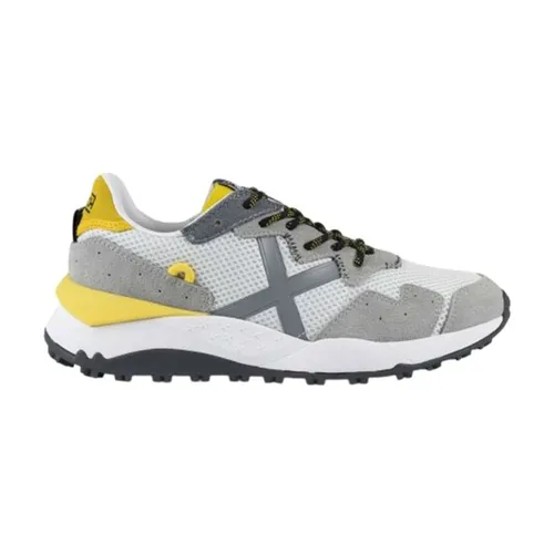 Shoes > Sneakers - - Munich - Modalova