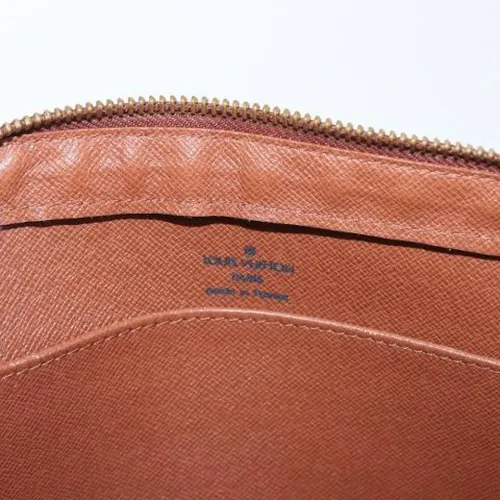 Pre-owned > Pre-owned Bags > Pre-owned Clutches - - Louis Vuitton Vintage - Modalova