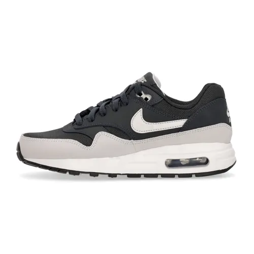 Shoes > Sneakers - - Nike - Modalova