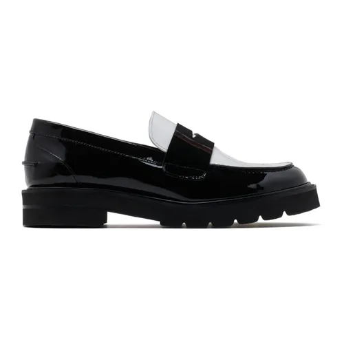 Shoes > Flats > Loafers - - Stuart Weitzman - Modalova