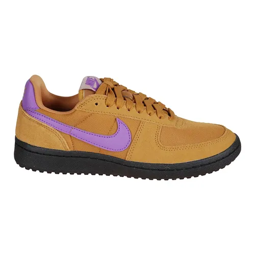 Nike - Shoes > Sneakers - Beige - Nike - Modalova