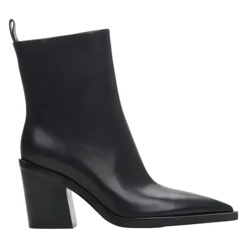 Shoes > Boots > Heeled Boots - - Estro - Modalova