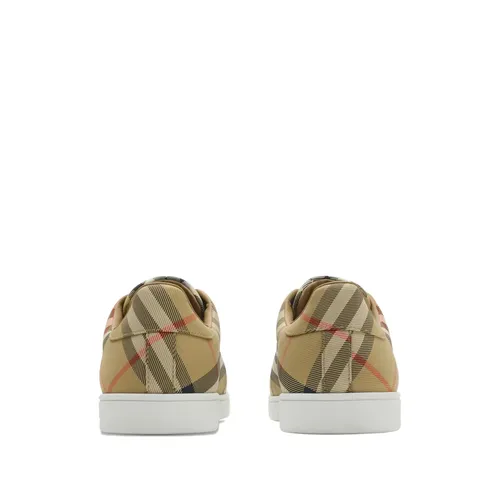 Shoes > Sneakers - - Burberry - Modalova