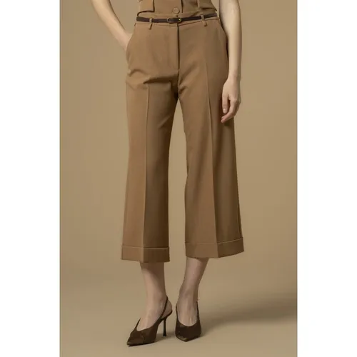 Trousers > Cropped Trousers - - Kocca - Modalova