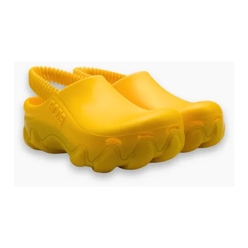 Shoes > Flats > Clogs - - Gcds - Modalova