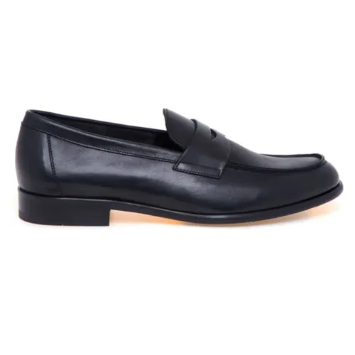 Shoes > Flats > Loafers - - Doucal's - Modalova