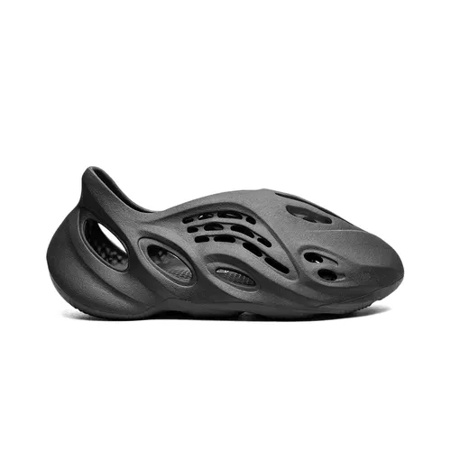 Yeezy - Shoes > Sneakers - Black - Yeezy - Modalova