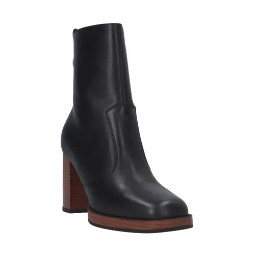 Shoes > Boots > Heeled Boots - - Nerogiardini - Modalova