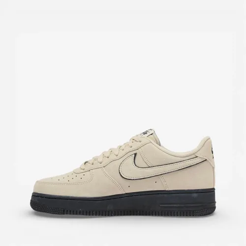 Nike - Shoes > Sneakers - Beige - Nike - Modalova