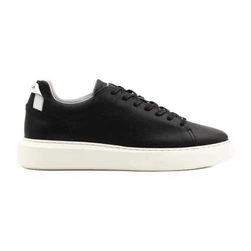 Shoes > Sneakers - - Ambitious - Modalova