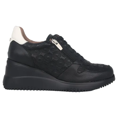 Shoes > Sneakers - - Wonders - Modalova