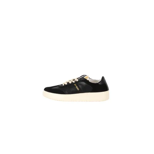 Shoes > Sneakers - - Saint Sneakers - Modalova
