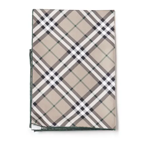 Accessories > Scarves > Silky Scarves - - Burberry - Modalova