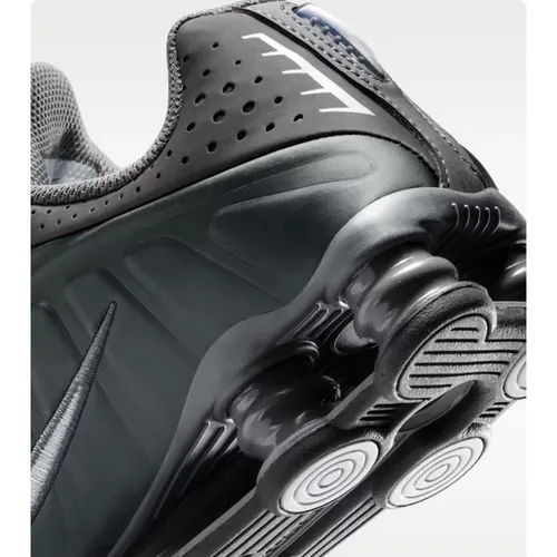 Nike - Shoes > Sneakers - Gray - Nike - Modalova