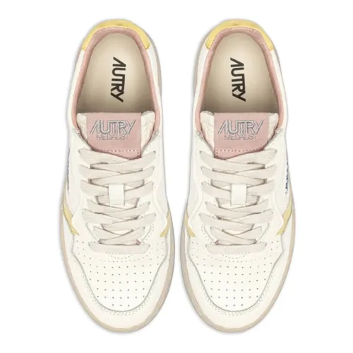 Shoes > Sneakers - - Autry - Modalova