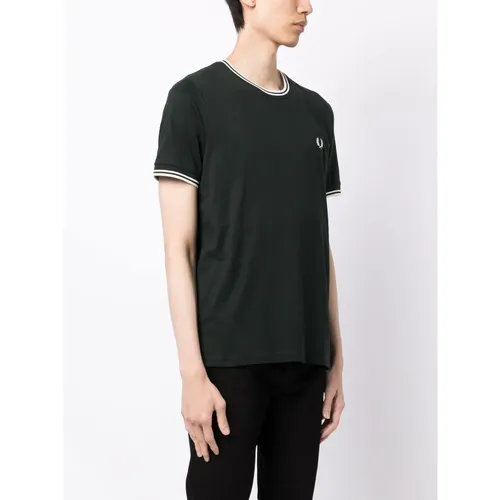 Tops > T-Shirts - - Fred Perry - Modalova