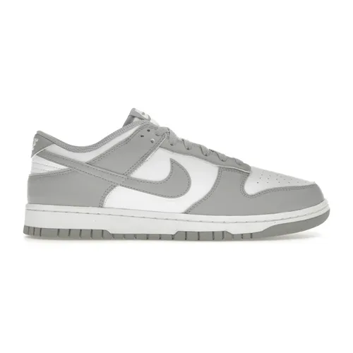 Nike - Shoes > Sneakers - Gray - Nike - Modalova