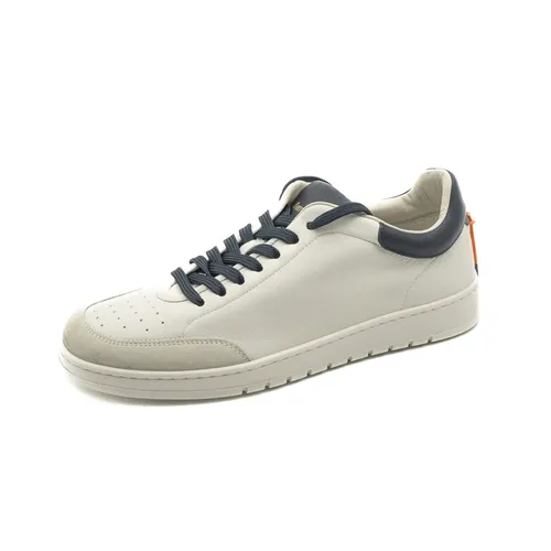 Shoes > Sneakers - - Barracuda - Modalova
