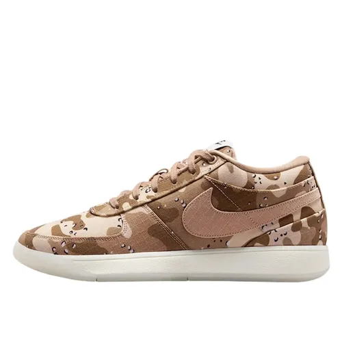 Nike - Shoes > Sneakers - Beige - Nike - Modalova