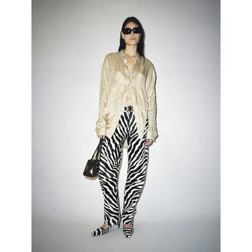 Blouses & Shirts > Shirts - - Khaite - Modalova