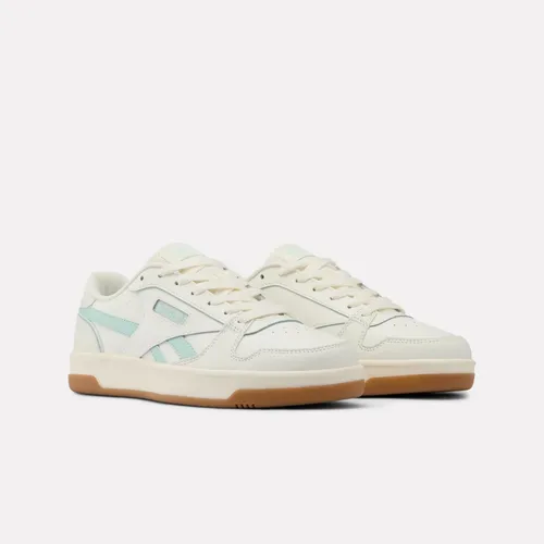 Shoes > Sneakers - - Reebok - Modalova