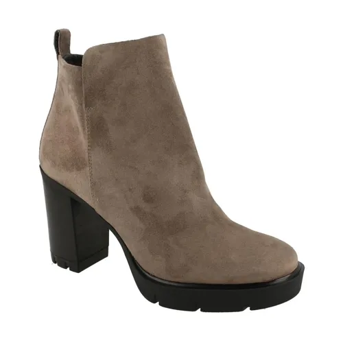 Shoes > Boots > Heeled Boots - - Janet Sport - Modalova