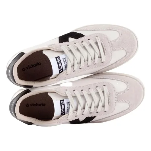 Shoes > Sneakers - - Victoria - Modalova