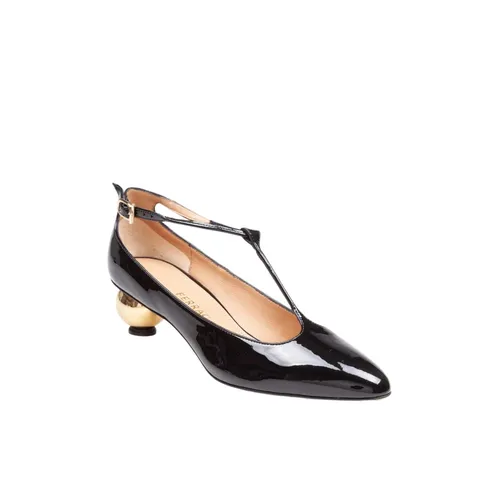 Shoes > Heels > Pumps - - Ferragamo - Modalova