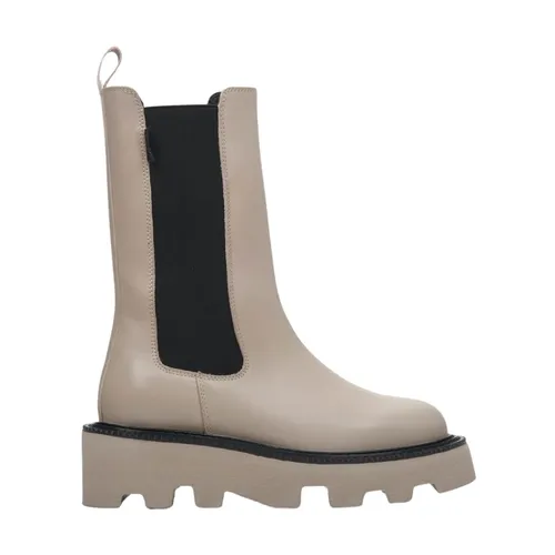 Shoes > Boots > Chelsea Boots - - Estro - Modalova
