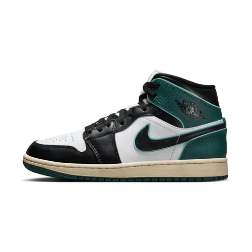 Jordan - Shoes > Sneakers - Green - Jordan - Modalova