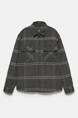 A4M.jpg?ts=1760947326480" - Jacket,Front face,Front or side facing,Shirt,model,Man,Human single,Human face,white_background - Modalova