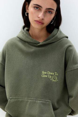 Static.pullandbear.net/assets/public/886d/6d0d/1c7445aa9194/32ee6e6518bc/07560302505-A2M/07560302505-A2M.jpg?ts=1747318502796" - Apparel & Accessories > Clothing > Outerwear > Coats & Jackets - Modalova