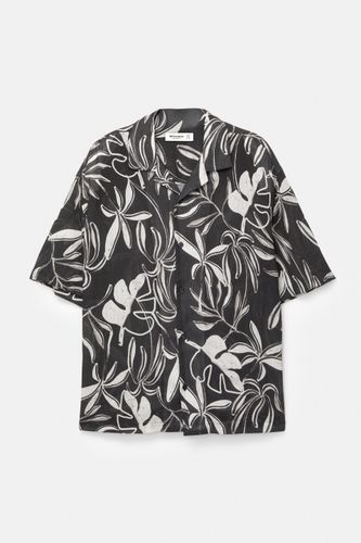 Chemise Manches Courtes Noire Feuilles - Pull&Bear - Modalova